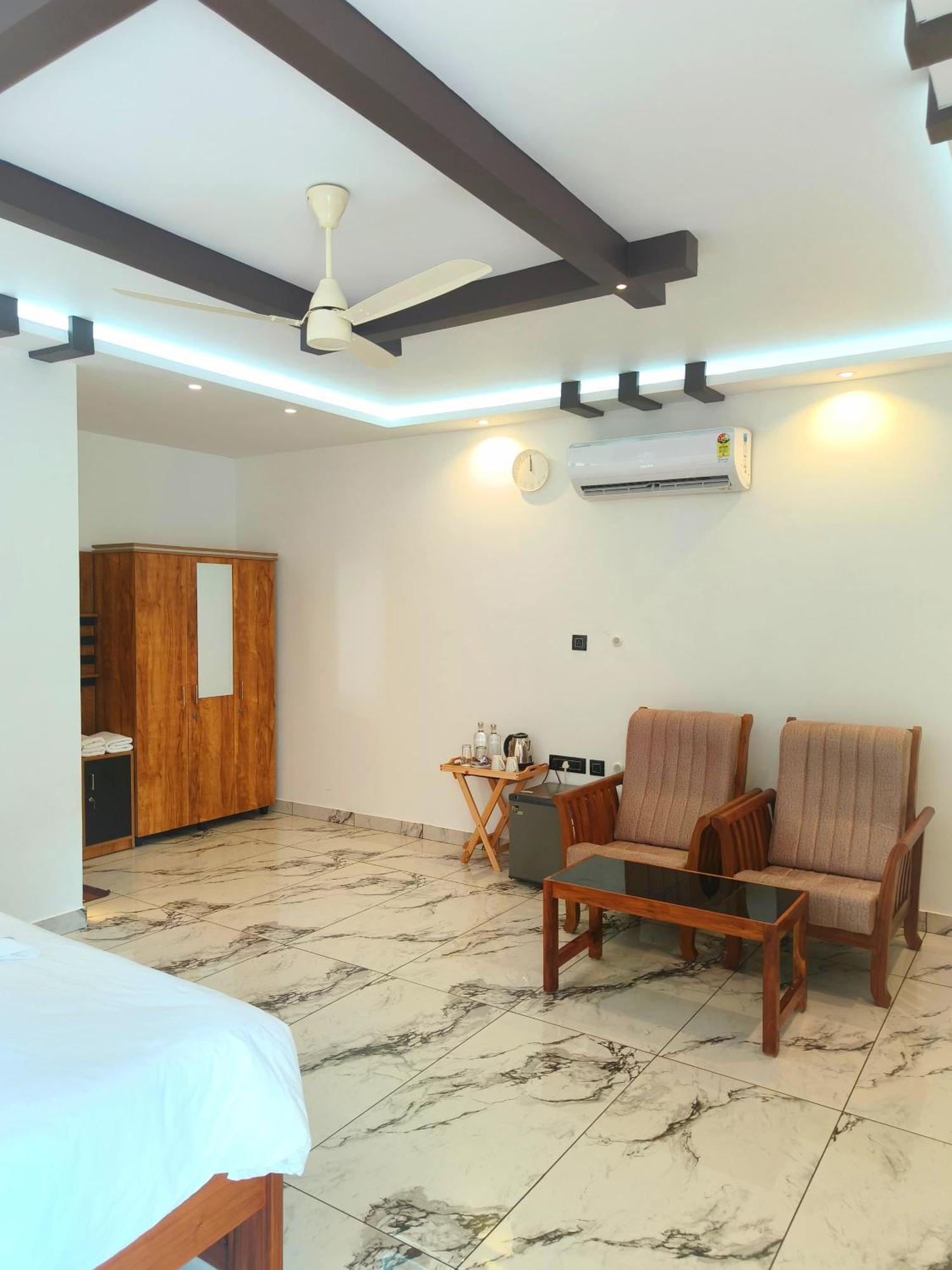 Wavealokam Beach Retreat Варкала Екстериор снимка